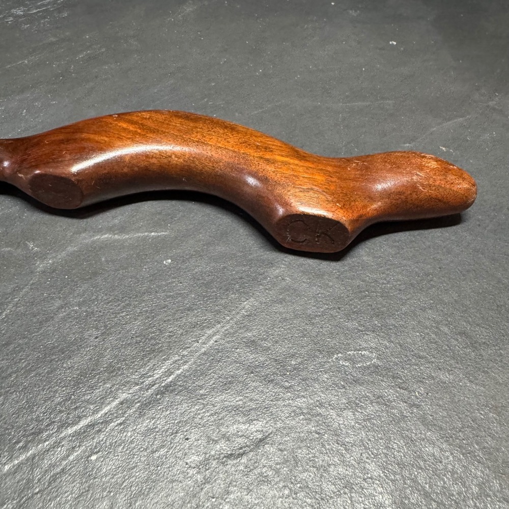Hand Carved Artisan Olivewood Otter Letter Opener Ergonomic Otter Shape Hardwood - Picture 5 of 7